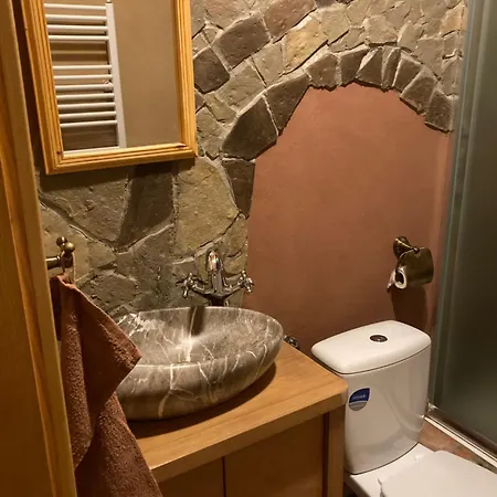 Evc Svycarna Konukevi